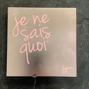 New IT cosmetics Je Ne Sais Quoi Face Palette